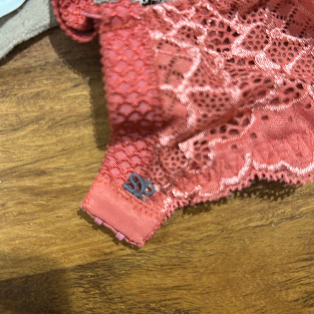 Simone Perele Caresse Minimizer View 5